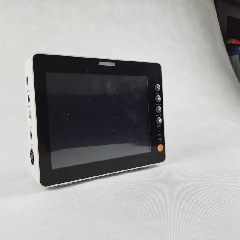 Monitor de signos vitales portátil esencial para UCI de 6 parámetros y 8 pulgadas, duradero